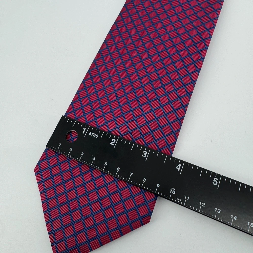 Brooks Brothers 346 Silk Tie Red Blue Geometric Diamond Pattern Stain Resistant